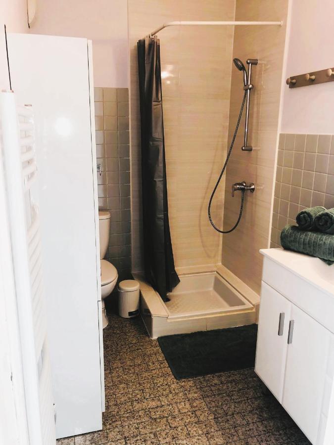 Paisible Studio Avec Agreable Loggia 2 Mn Du Centre Apartment Екс ле Бен Екстериор снимка